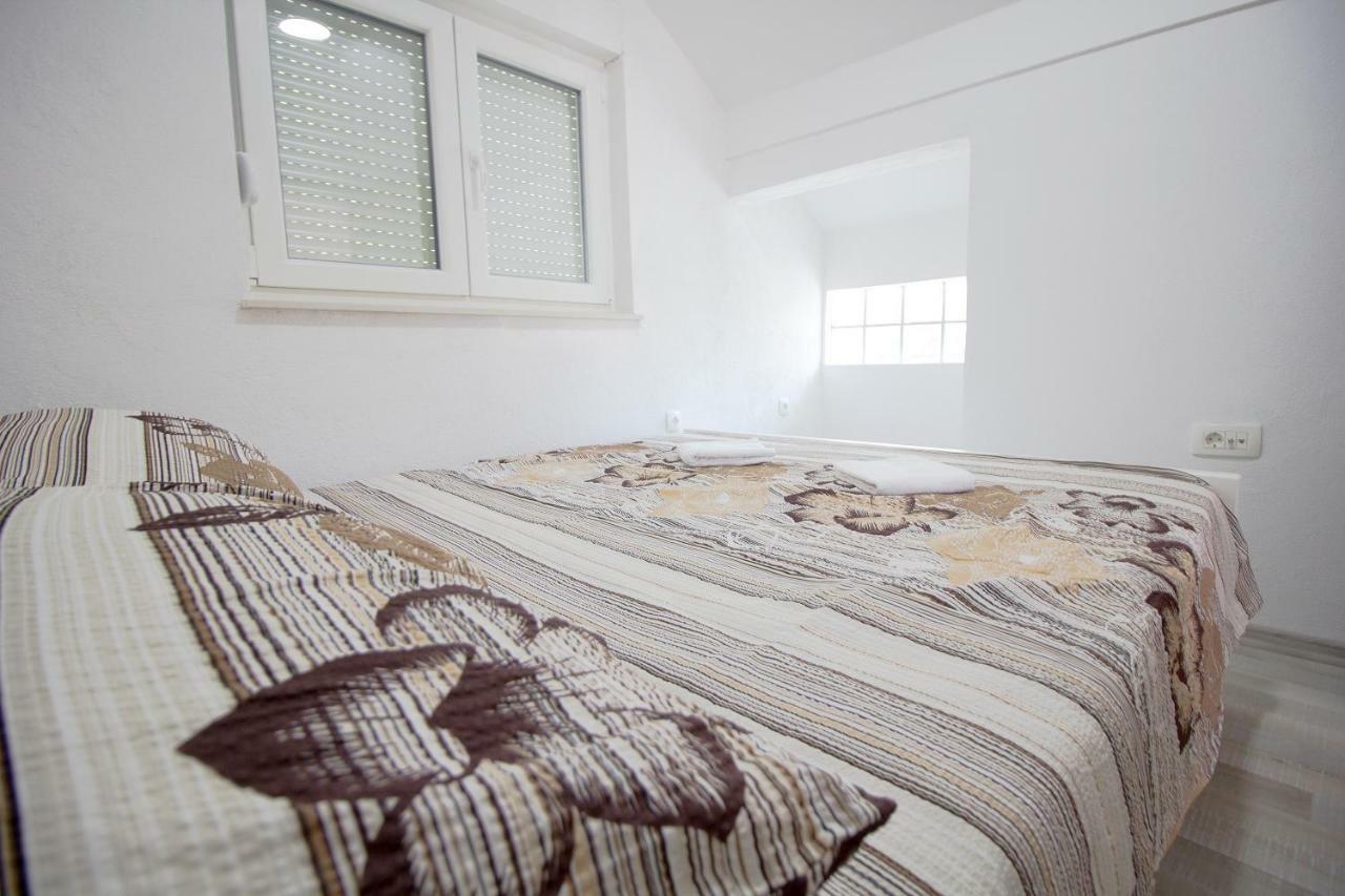 City View Apartment Мостар Экстерьер фото