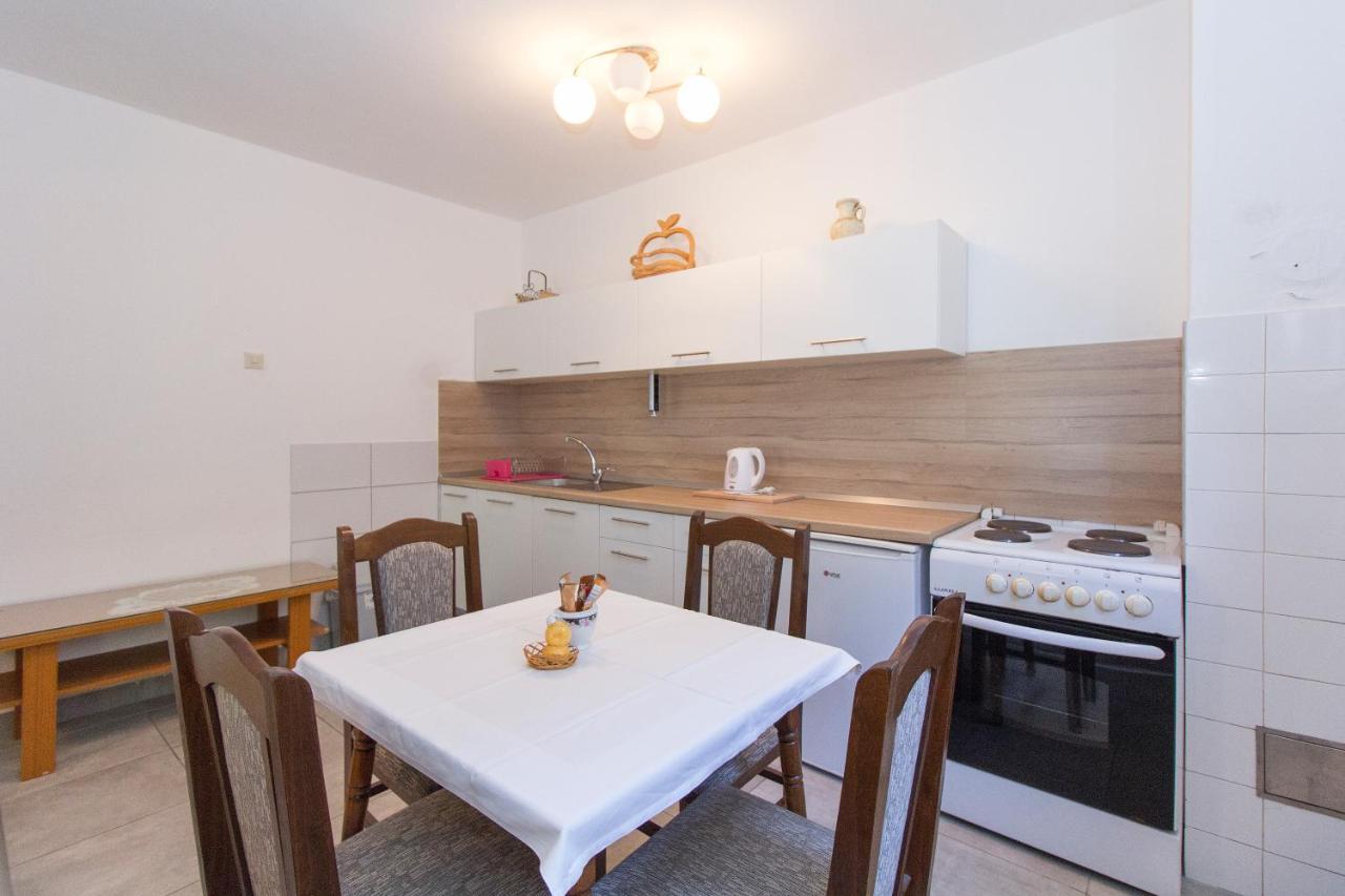 City View Apartment Мостар Экстерьер фото